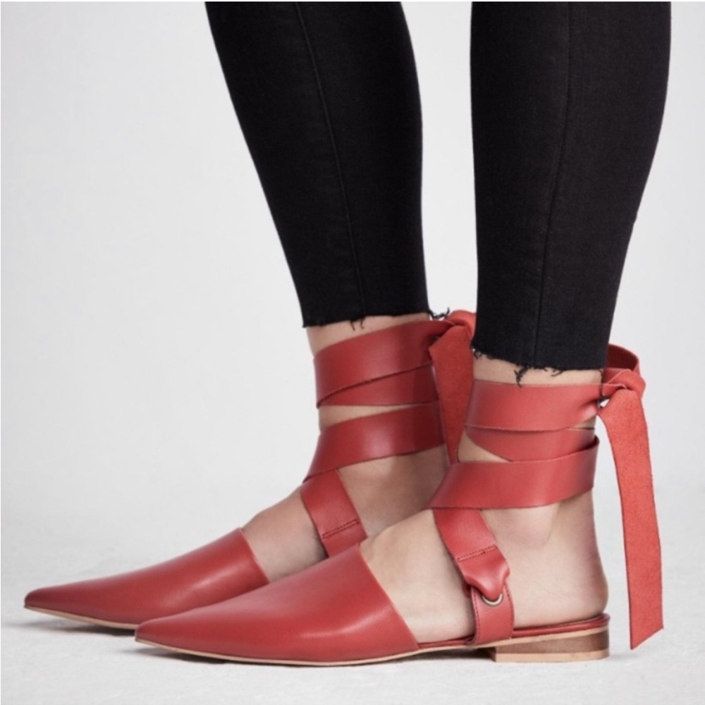 Free People Gold Rush Flats in Cherry Size eu 37
